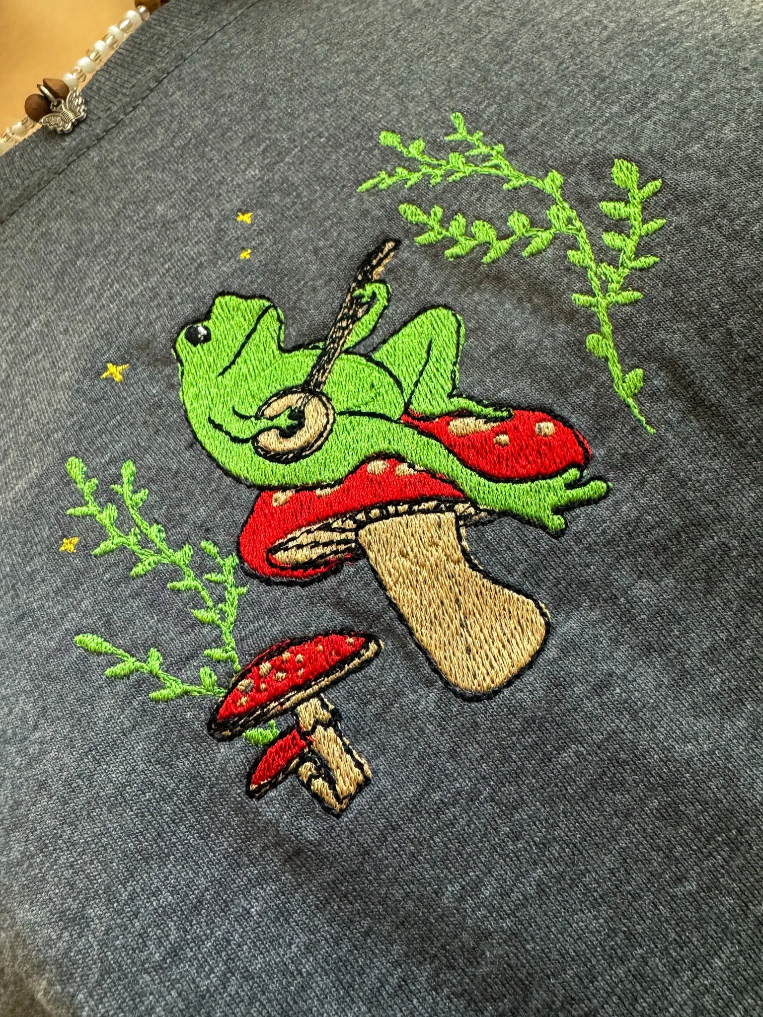 Banjo Frog Grey Long Sleeve XL