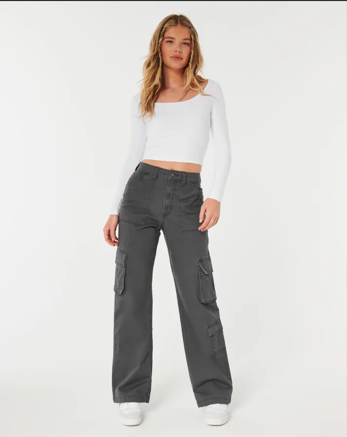 MANGO Dark Grey High-Waisted Cargo Wide-Leg Jeans.